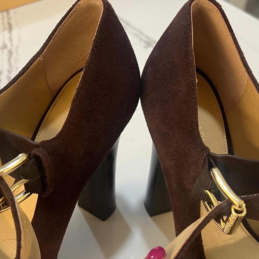 Michael Kors Dark Brown Suede Heels with Gold Buckle Size 7.5 M - Picture 4 of 16